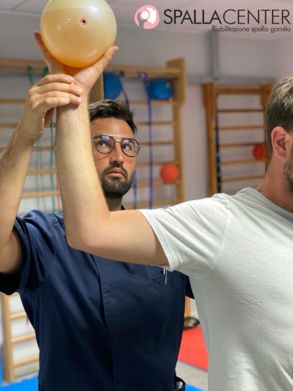 Centro medico specialistico Fisiosalus, specializzato in fisioterapia, riabilitazione e medicina integrata.