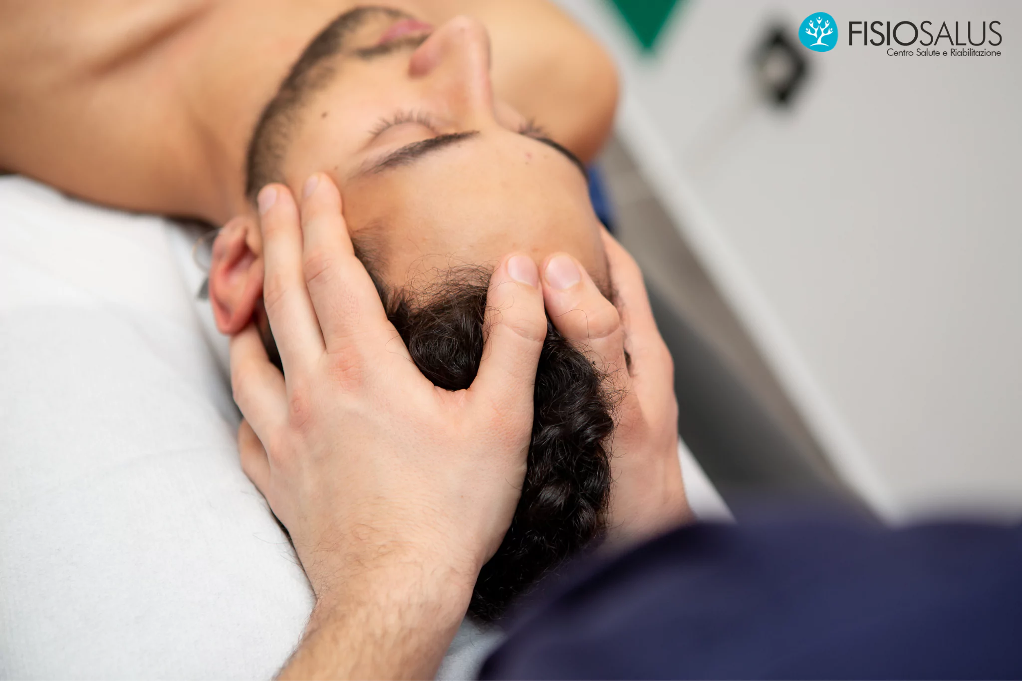 Trattamento osteopatico per dolore lombare nel centro medico