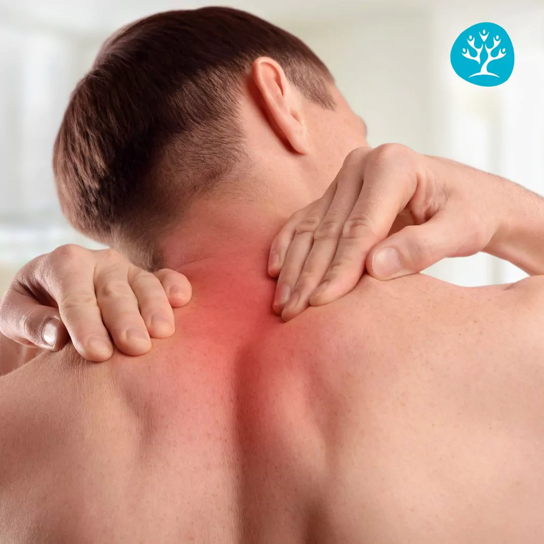 Persona con dolore al collo - Cervicale Sintomi