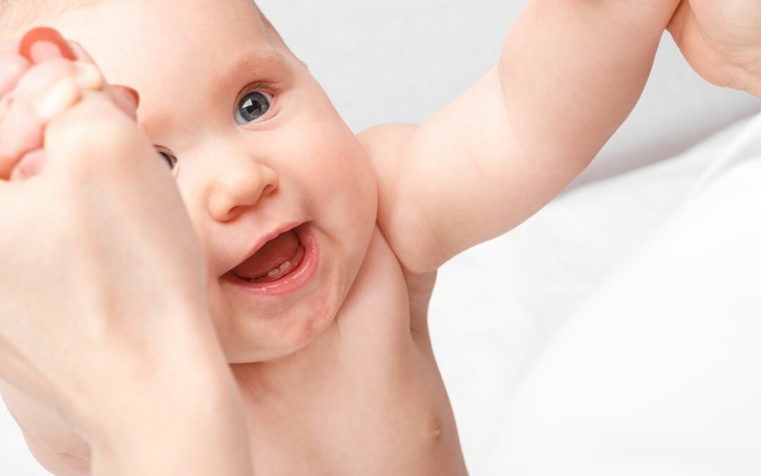 Osteopatia Pediatrica: Benefici e Trattamenti per Bambini