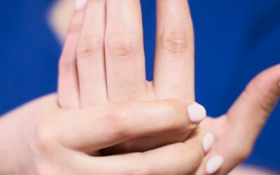 Sindrome del Tunnel Carpale: Sintomi, Cause e Cure per il Dolore alla Mano
